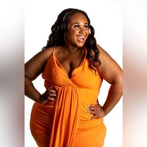 Orange midi dress🧡